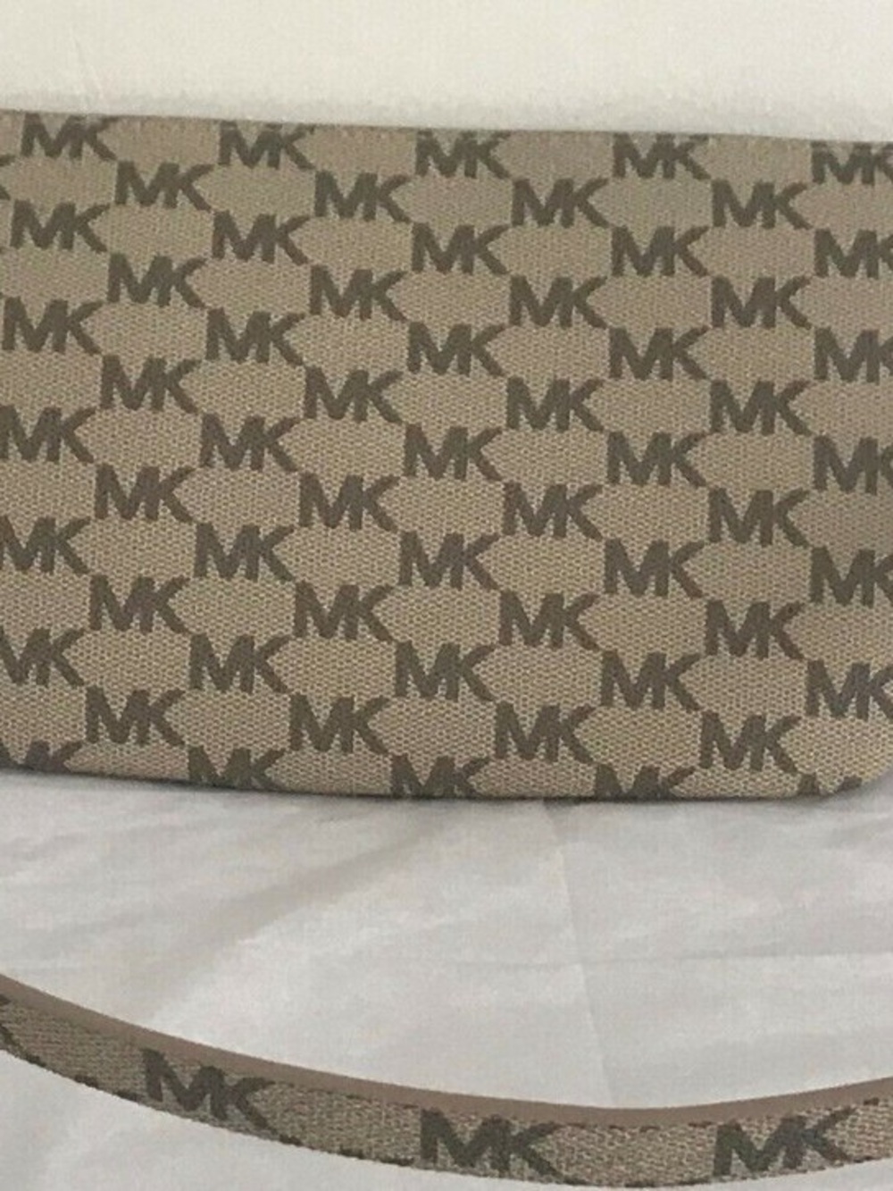 Michael Kors Beige Signature MK logo-print belt bag - Picture 6 of 6